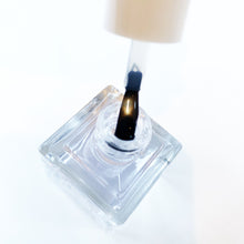 Load image into Gallery viewer, Glassify – Clear High-Shine Quick-Dry Topcoat | ADRIANNE K | Non-Toxic, Vegan and Cruelty-Free, .51 fl oz